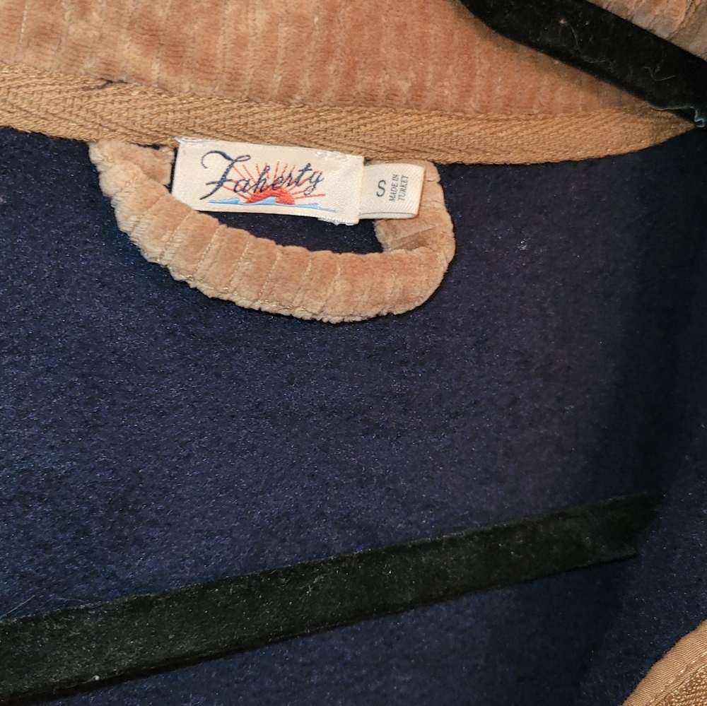 Faherty Pullover Navy Sweater - image 8